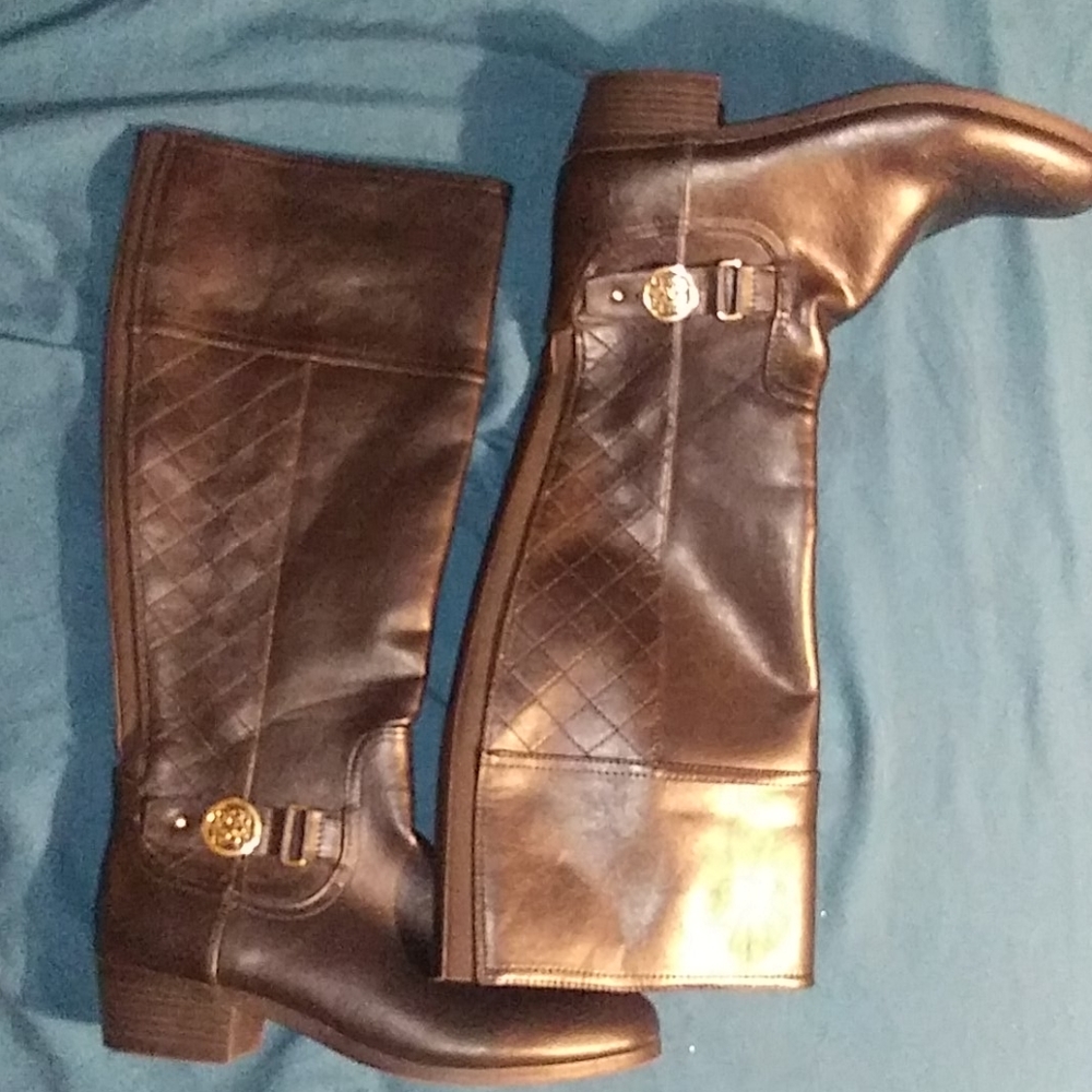 Liz Claiborne Riding Boots As 7